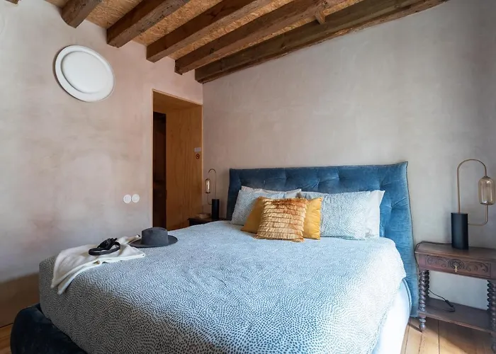 Bedroom In The 18th Century Style Kwatera prywatna Lizbona