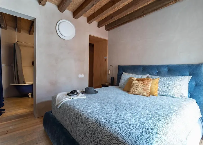 Bedroom In The 18th Century Style Privat bolig